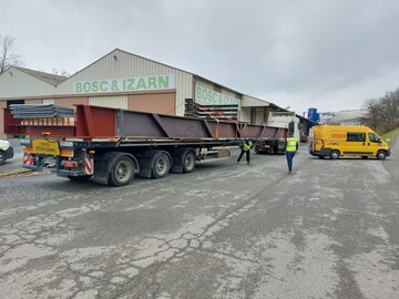 Transport de charpente en convoi exceptionnel dans le Tarn